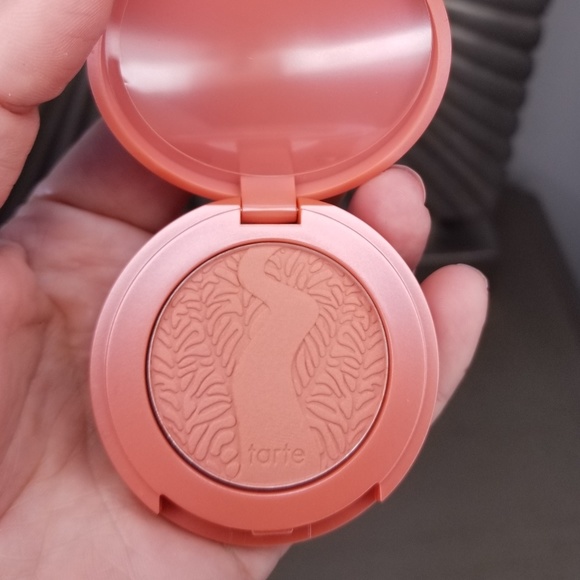 NIB TARTE AMAZONIAN CLAY 12-HOUR BLUSH QUIRKY - Picture 2 of 4